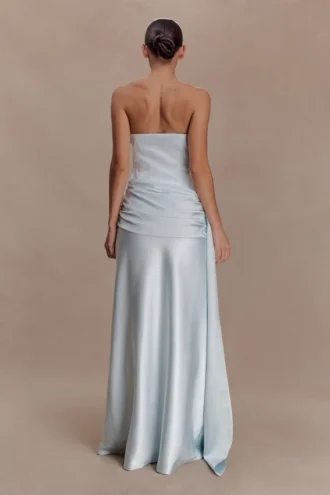 Sarah strapless maxi-jurk met strik in de taille – IJsblauw