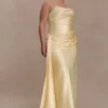 Sarah strapless maxi-jurk met strik in de taille – Lemon Sarah strapless maxi-jurk met strik in de taille – Lemon