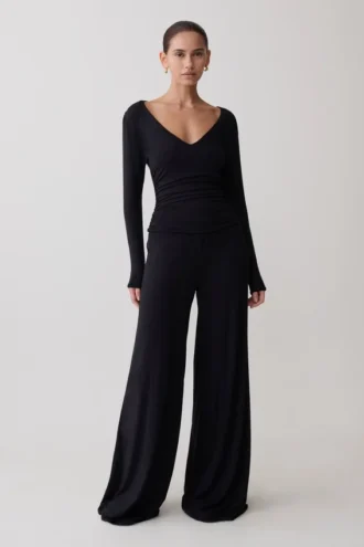 Sari modale top met lange mouwen – Zwart