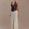 Sascha kanten en satijnen halter maxi-jurk – ivoor/chocoladebruin