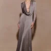 Scarlet Lurex Cowl Maxi-jurk – Zilver Scarlet Lurex Cowl Maxi-jurk – Zilver