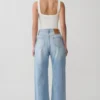 Sebastian straight leg Denim jeans met gerafelde zoom – gewassen lichtblauw Sebastian straight leg Denim jeans met gerafelde zoom – gewassen lichtblauw