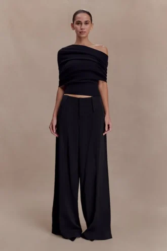 Sierra asymmetrische top van kasjmiermix – Zwart