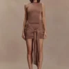 Sinead Slinky mini-jurk met metalen details – Mokka