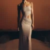 Starla strapless maxi-jurk met strass – goud Starla strapless maxi-jurk met strass – goud