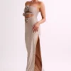 Stassie strapless maxi-jurk met rozen en strass – Nude
