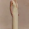 Stella gedrapeerde slinky maxi-jurk – Pale Lemon Stella gedrapeerde slinky maxi-jurk – Pale Lemon