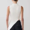 Suong top met hoge hals en plooien – Wit Suong top met hoge hals en plooien – Wit