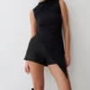 Suong top met hoge hals en plooien – Zwart Suong top met hoge hals en plooien – Zwart