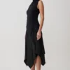 Suong top met hoge hals en plooien – Zwart Suong top met hoge hals en plooien – Zwart
