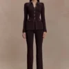 Suzie geribde uitlopende broek – Chocolade Suzie geribde uitlopende broek – Chocolade