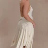 Sylvie Modal Hankie Midi-jurk – Ivoor Sylvie Modal Hankie Midi-jurk – Ivoor