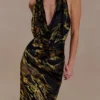 Talila maxi-jurk met cowl-front – Velvet Burnout Talila maxi-jurk met cowl-front – Velvet Burnout