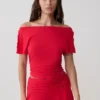 Talise modaal top met volant en korte mouwen – Rood Talise modaal top met volant en korte mouwen – Rood