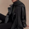 Tarah trenchcoat van imitatieleer – Zwart Tarah trenchcoat van imitatieleer – Zwart