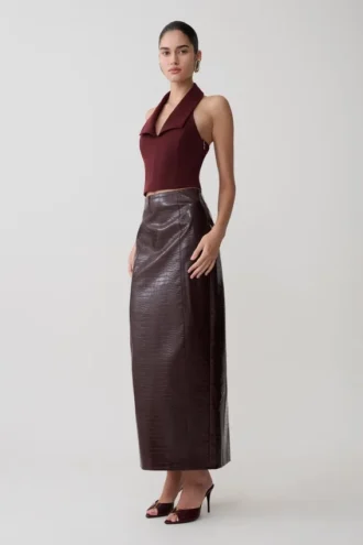 Thalia midi-rok van imitatieleder met krokodillenprint – Merlot
