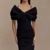 Thelma Bardot maxi-jurk – Zwart Thelma Bardot maxi-jurk – Zwart