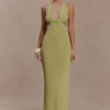 Theresea haltertop maxi-jurk van gebreid materiaal – Licht olijfgroen Theresea haltertop maxi-jurk van gebreid materiaal – Licht olijfgroen