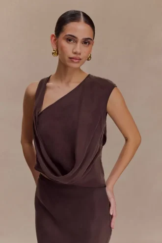Violeta asymmetrische top – donkere chocoladebruin