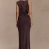 Violeta asymmetrische top – donkere chocoladebruin Violeta asymmetrische top – donkere chocoladebruin