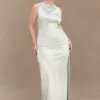 Violette mouwloze satijnen maxi-jurk – Sage
