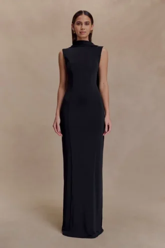 Wisteria Slinky maxi-jurk met sjaal – Zwart