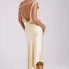 Yvette slip maxi-jurk met asymmetrische zoom – Butter Yvette slip maxi-jurk met asymmetrische zoom – Butter