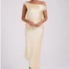 Yvette slip maxi-jurk met asymmetrische zoom – Butter Yvette slip maxi-jurk met asymmetrische zoom – Butter