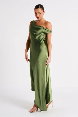Yvette slip maxi-jurk met asymmetrische zoom – smaragdgroen
