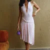 Zelda asymmetrische slinky midi-jurk – balletroze Zelda asymmetrische slinky midi-jurk – balletroze